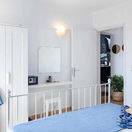 Asteri Near Old Town Views, 2 Balconies شقة
